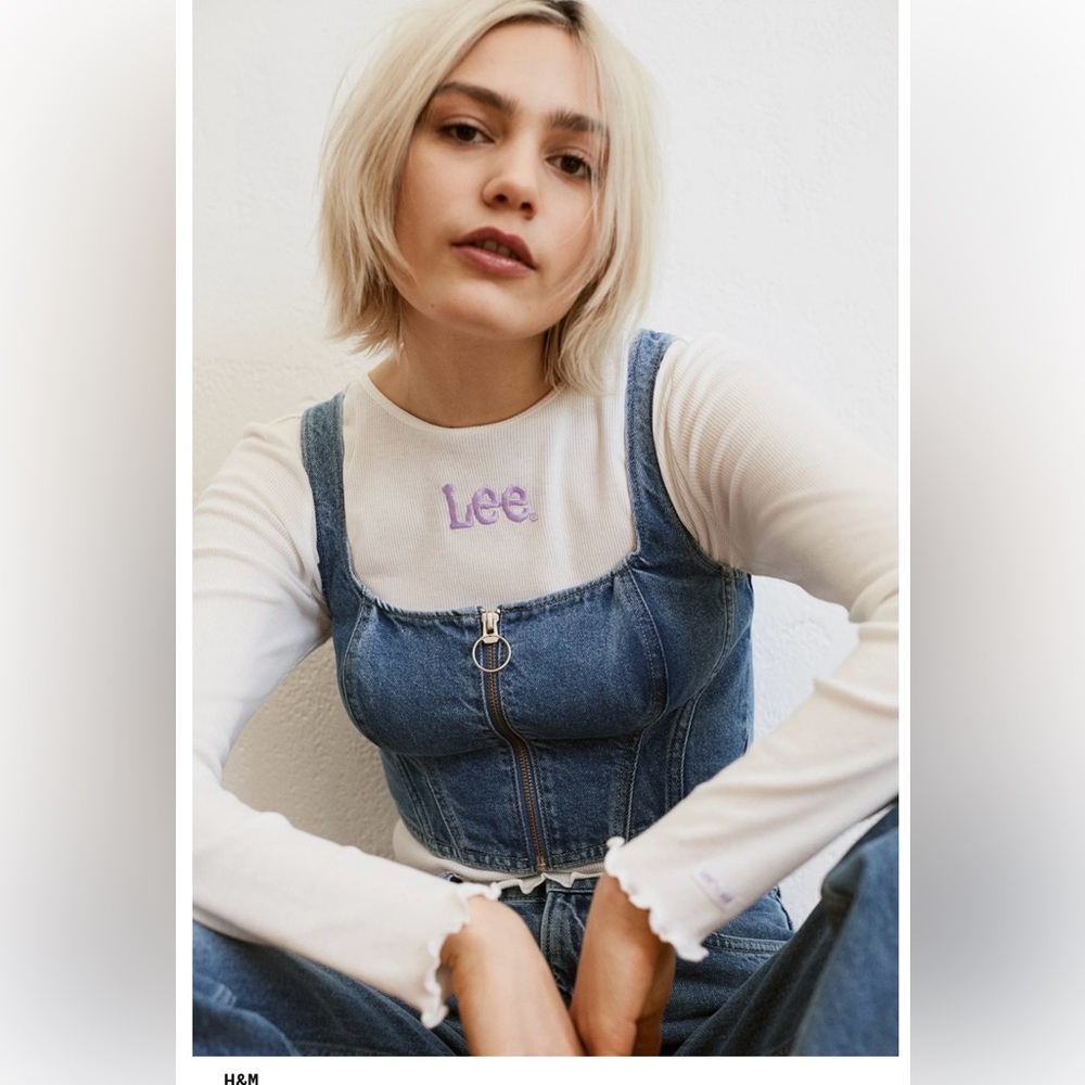 PAIR OF HM x Lee denim crop tops